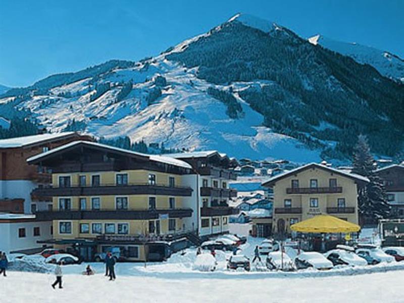 Hotel Alpina Saalbach-Hinterglemm Exteriér fotografie